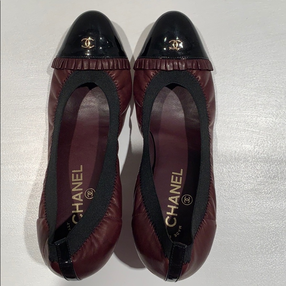 Rare Chanel stretch pump.